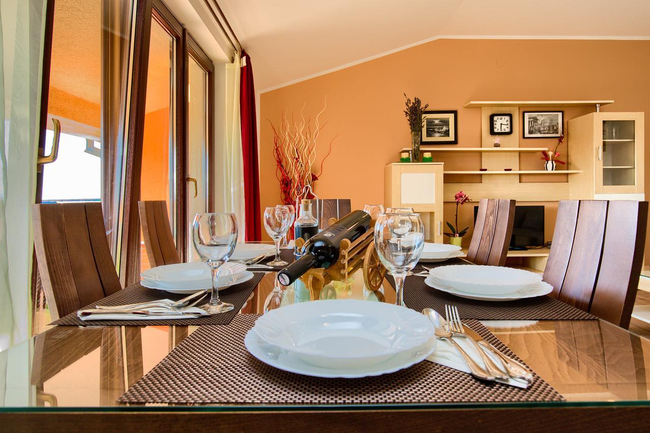 Apartma Mikulic *